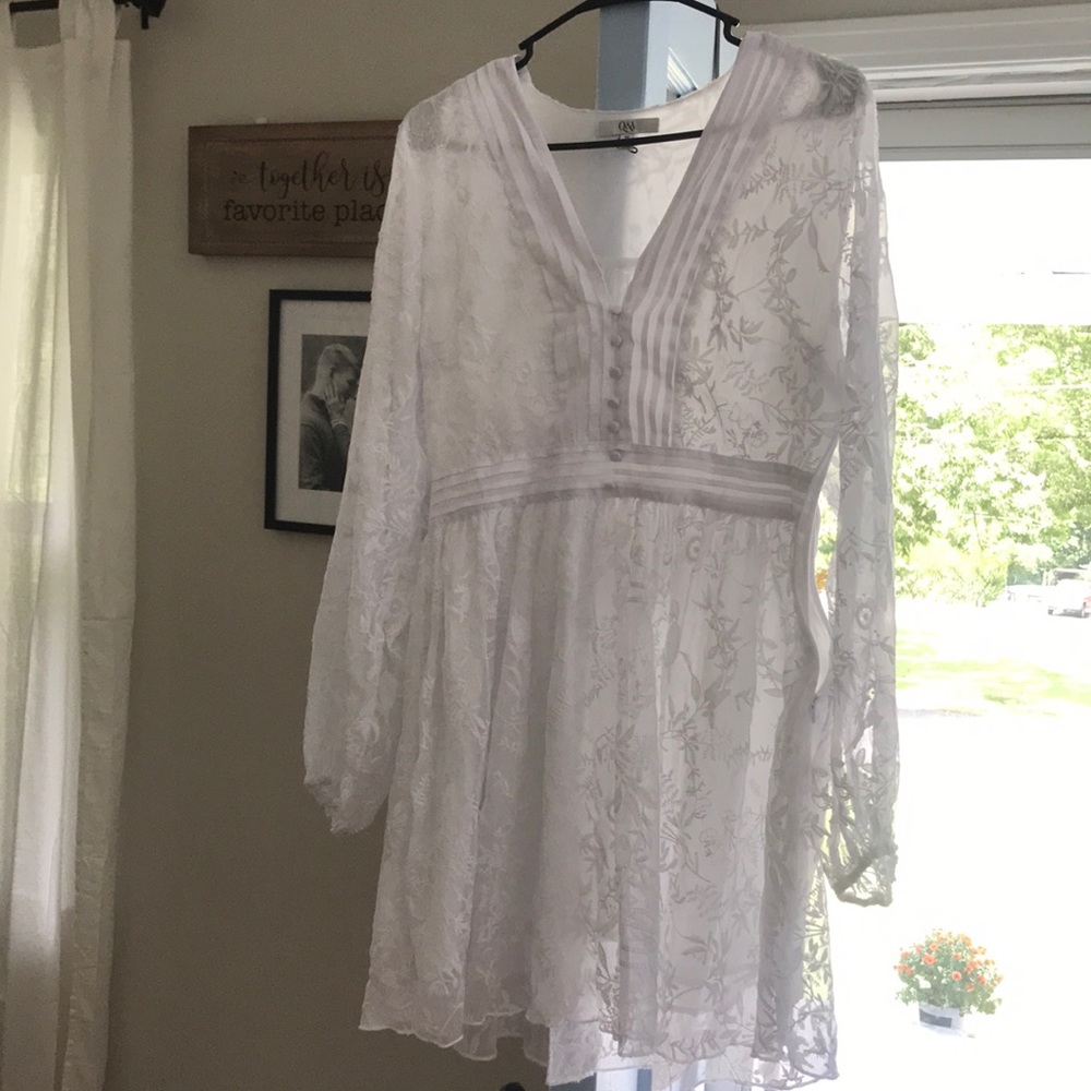 White Lace Vici Dress